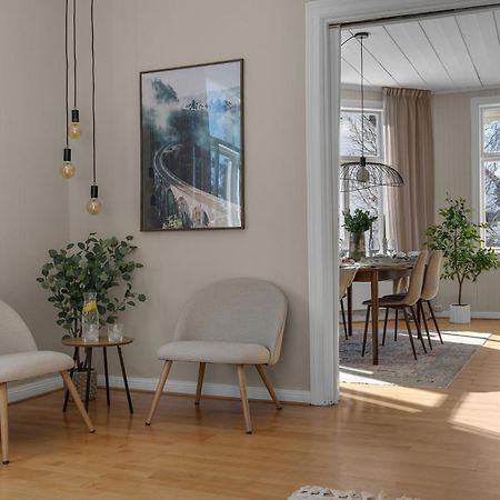Amazing Tromso City Apartment With Free Parking And Lovely City Views! Luaran gambar